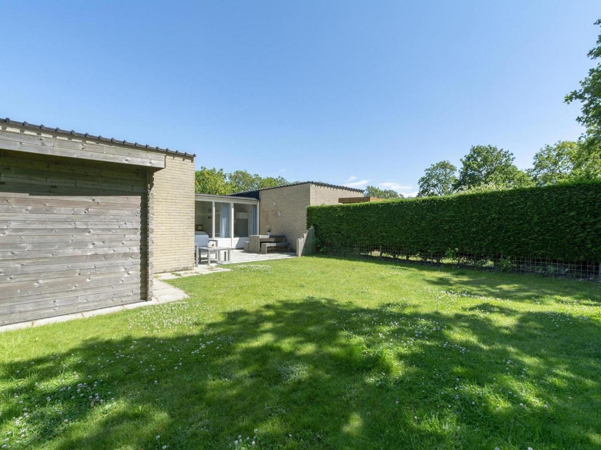 Cozy Bunglow With Garden Sint Maartensvlotbrug Exterior photo