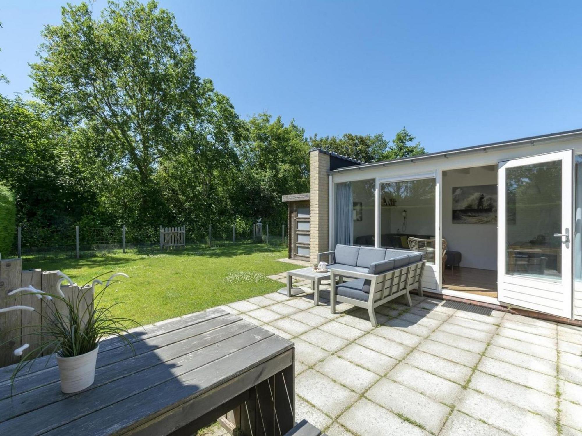 Cozy Bunglow With Garden Sint Maartensvlotbrug Exterior photo